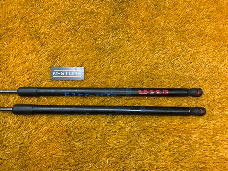 амортизатор капота, 900 рублей, Красноярск