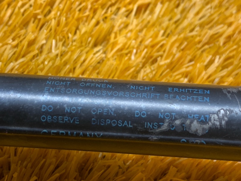 амортизатор багажника, 260 рублей, Красноярск