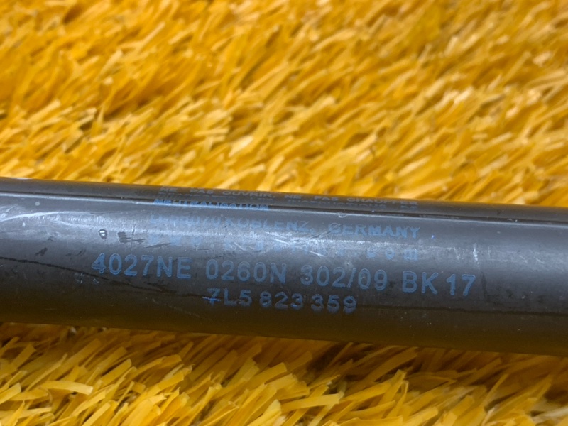 амортизатор капота, 500 рублей, Красноярск