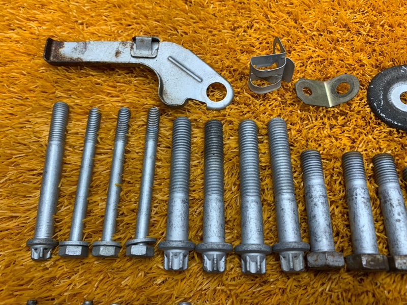 Болты и гайки ДВС, 630 рублей, Красноярск