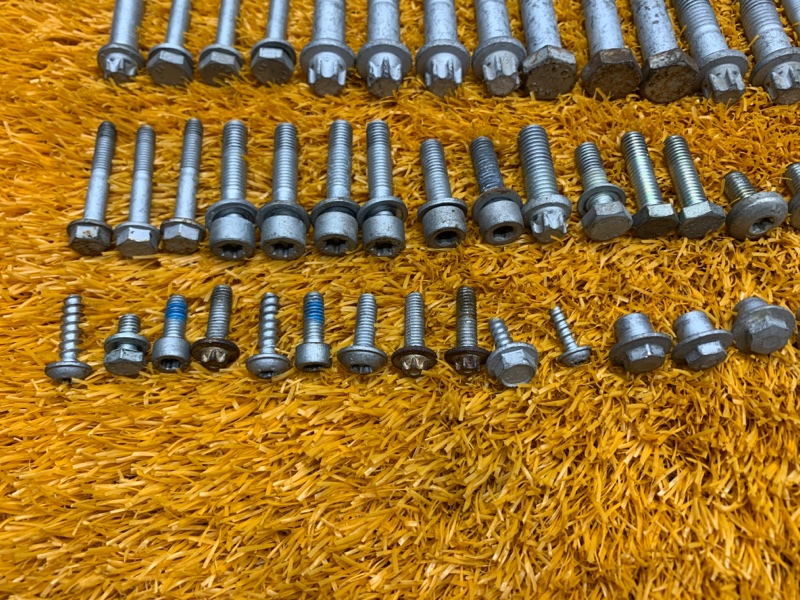 Болты и гайки ДВС, 630 рублей, Красноярск