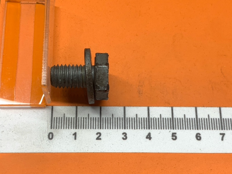 болт гидротрансформатора, 380 рублей, Красноярск