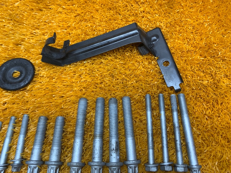 Болты и гайки ДВС, 630 рублей, Красноярск