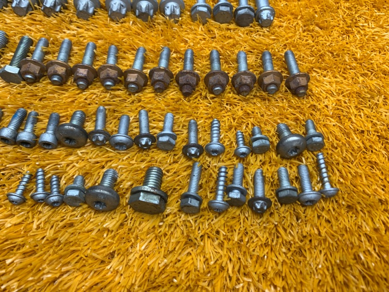 Болты и гайки ДВС, 630 рублей, Красноярск