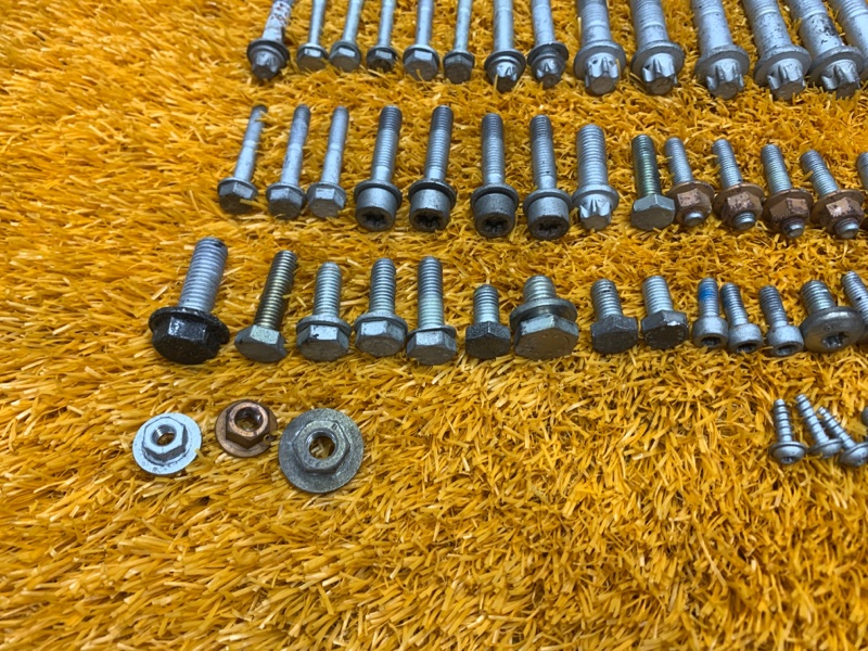 Болты и гайки ДВС, 630 рублей, Красноярск