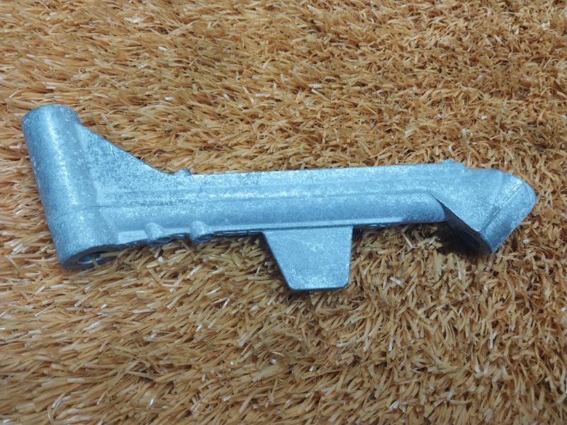 Кронштейн впускного коллектора, 300 рублей, Красноярск