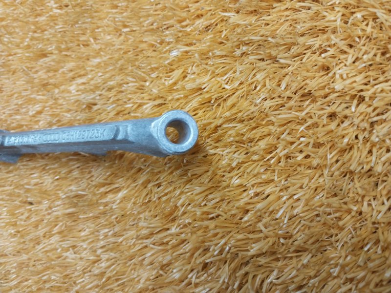 Кронштейн впускного коллектора, 300 рублей, Красноярск