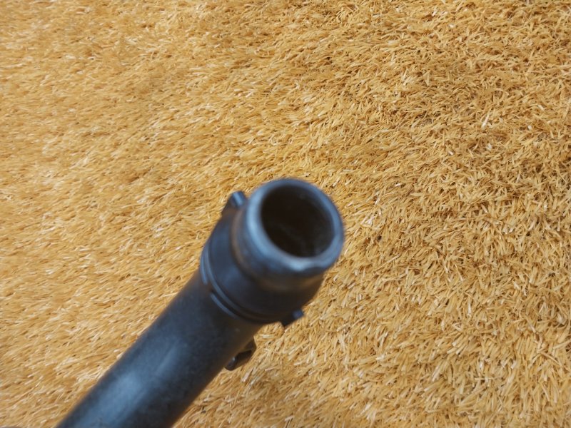 Патрубок системы охлаждения, 500 рублей, Красноярск