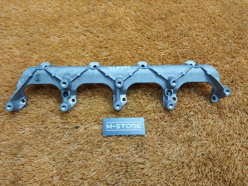 Кронштейн впускного коллектора, 810 рублей, Красноярск