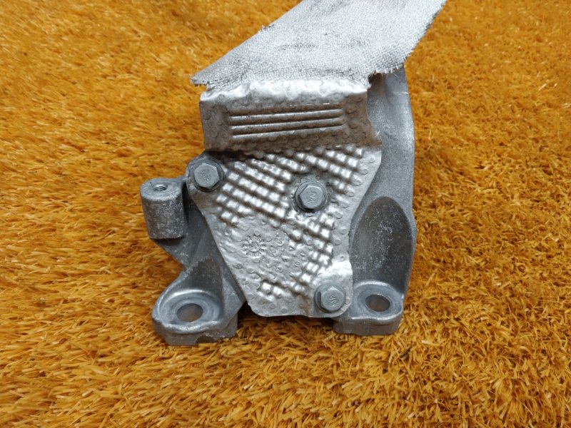 Кронштейн подушки двигателя, 970 рублей, Красноярск