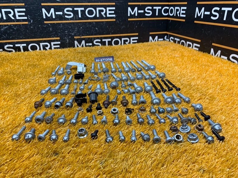 Болты и гайки ДВС, 810 рублей, Красноярск