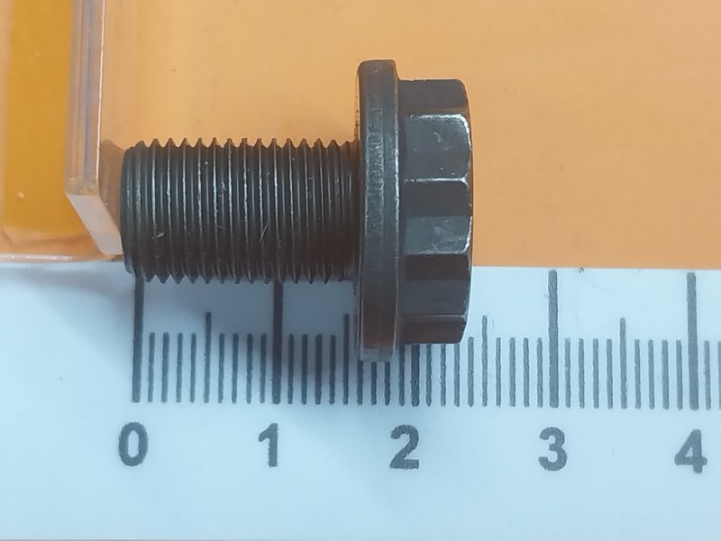 болт гидротрансформатора, 380 рублей, Красноярск