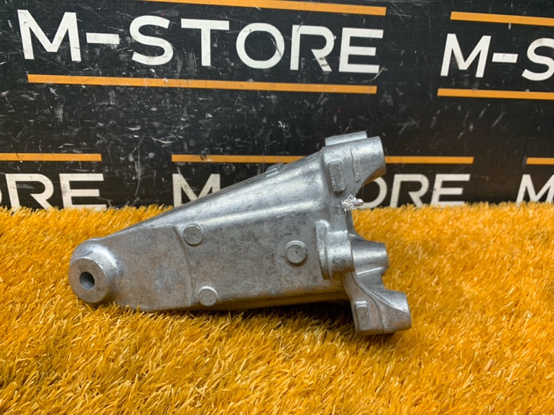 Кронштейн подушки двигателя, 1820 рублей, Красноярск