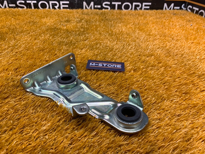 кронштейн, 300 рублей, Красноярск