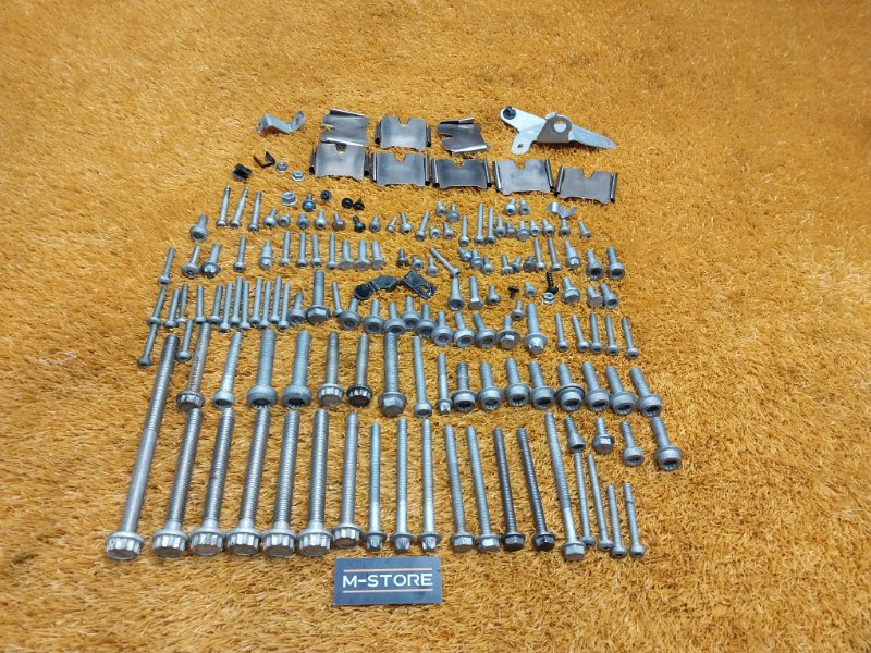 Болты и гайки ДВС, 1100 рублей, Красноярск