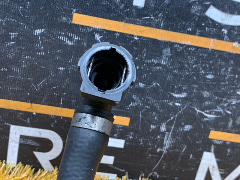 Патрубок системы охлаждения, 1040 рублей, Красноярск