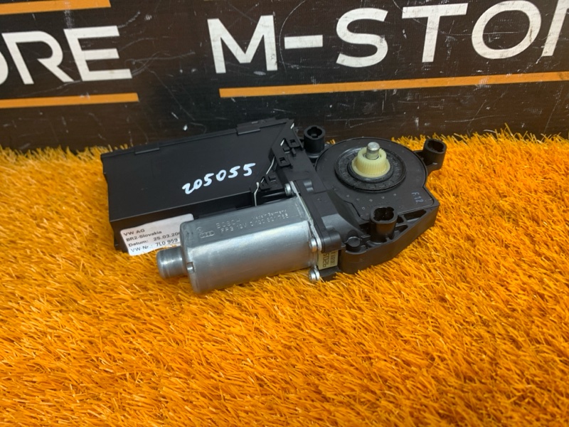 мотор стеклоподъемника, 670 рублей, Красноярск