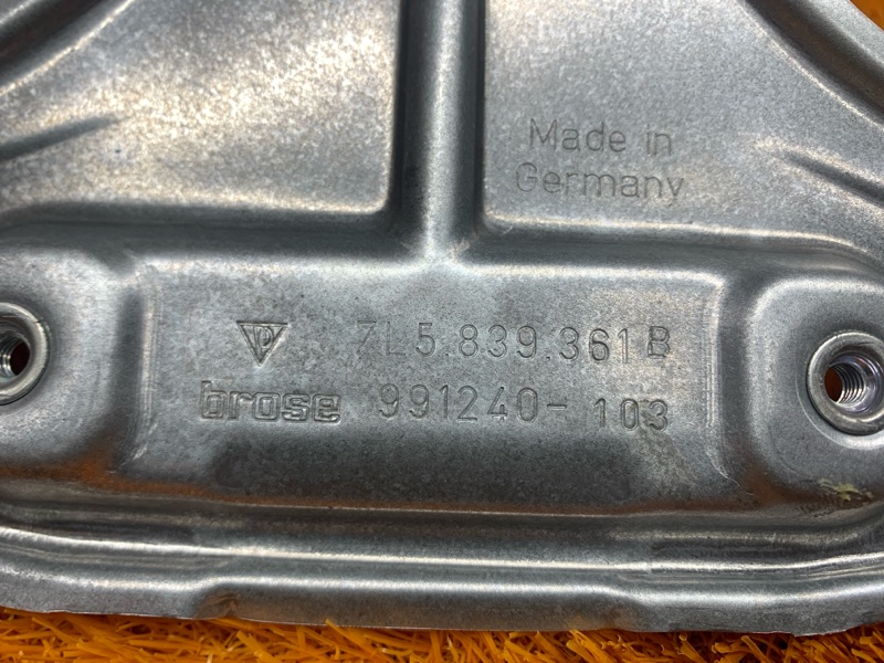 Кронштейн обшивки двери, 300 рублей, Красноярск