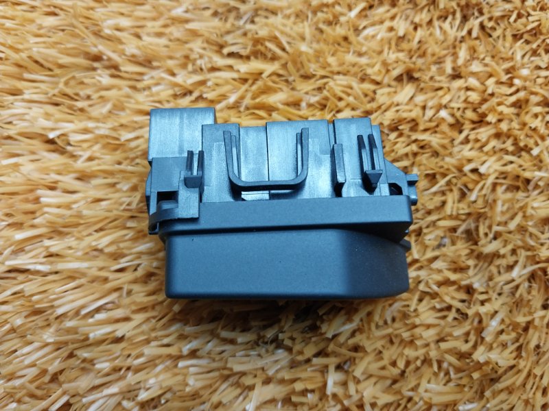 кнопка контроля слепых зон, 670 рублей, Красноярск