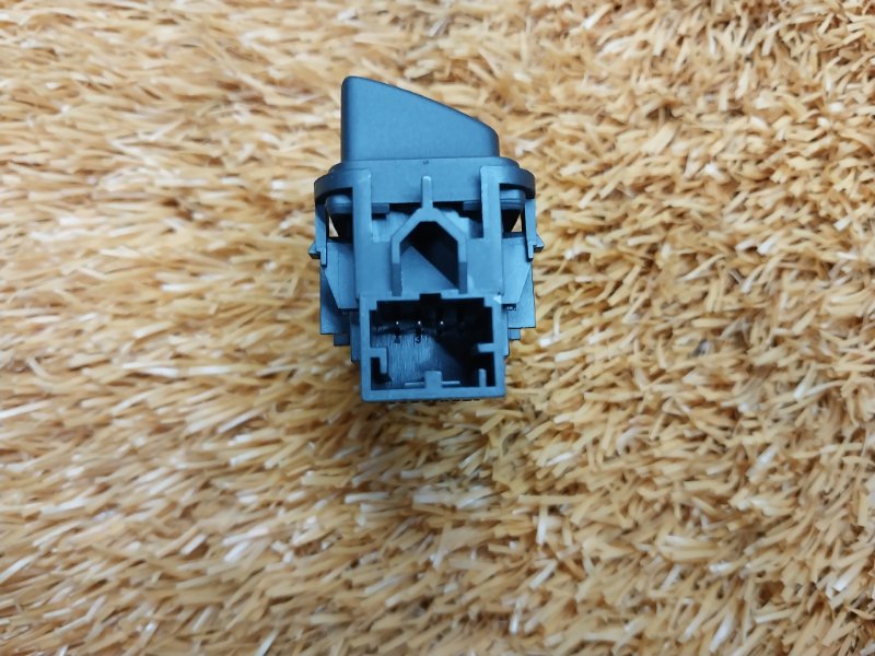 кнопка контроля слепых зон, 670 рублей, Красноярск