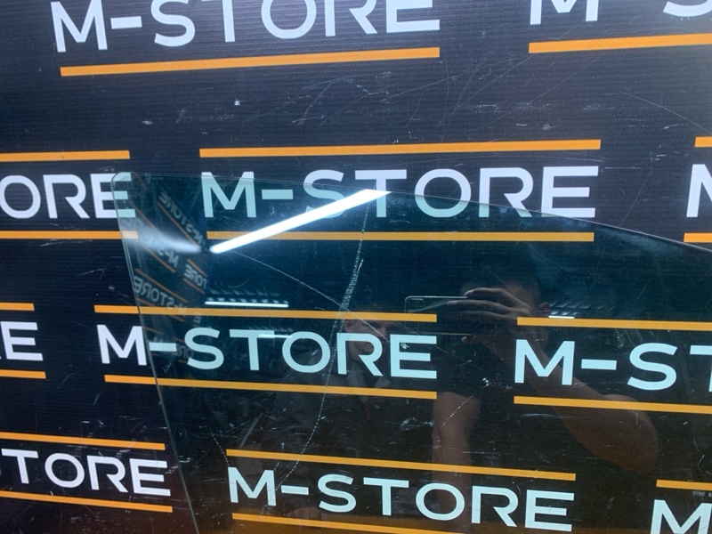 Стекло боковое, 7500 рублей, Красноярск