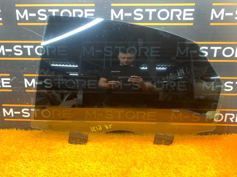 Стекло боковое, 6000 рублей, Красноярск