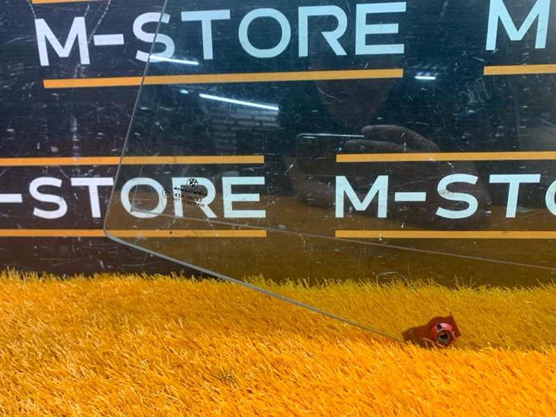 Стекло боковое, 300 рублей, Красноярск