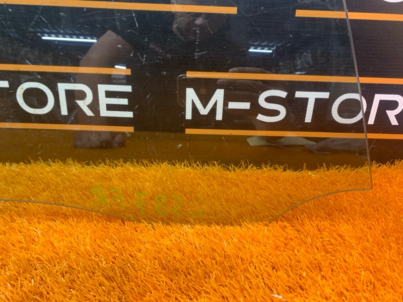 Стекло боковое, 670 рублей, Красноярск