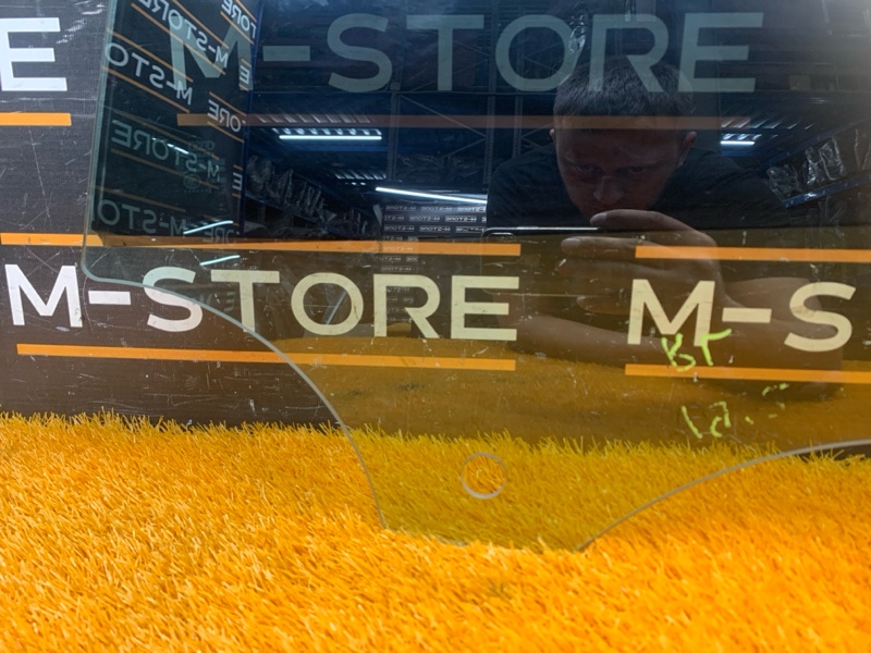 Стекло боковое, 1290 рублей, Красноярск