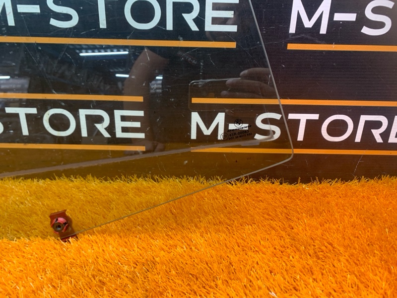 Стекло боковое, 300 рублей, Красноярск