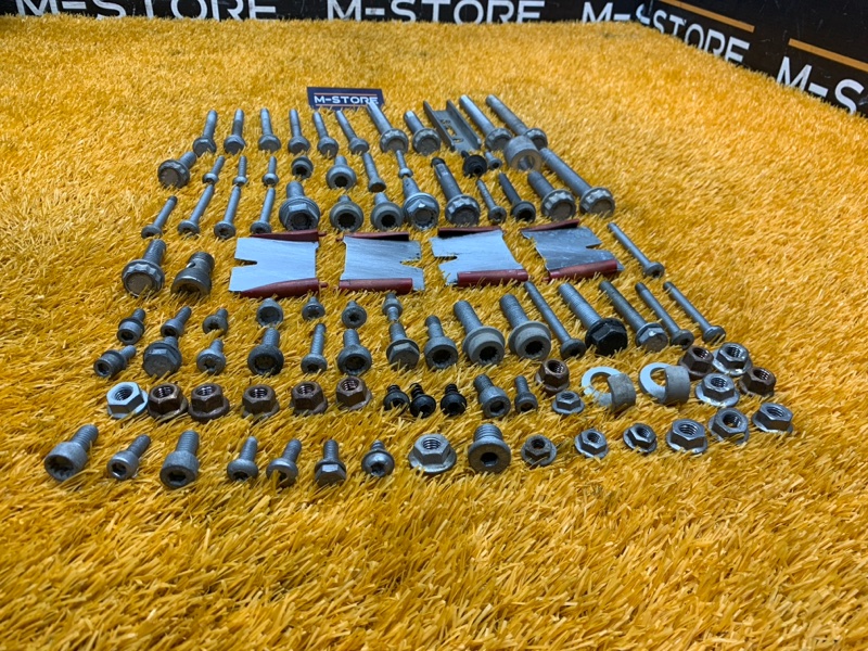 Болты и гайки ДВС, 810 рублей, Красноярск