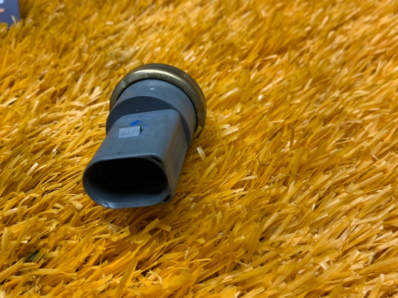 датчик температуры охлаждающей жидкости, 200 рублей, Красноярск