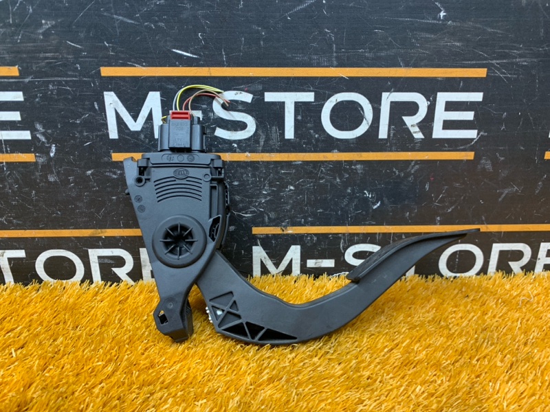 педаль газа, 500 рублей, Красноярск