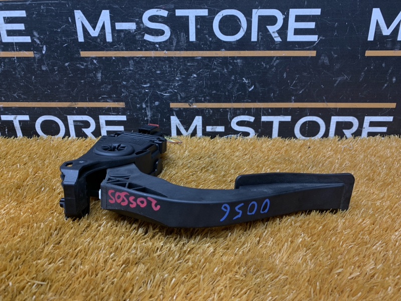 педаль газа, 500 рублей, Красноярск