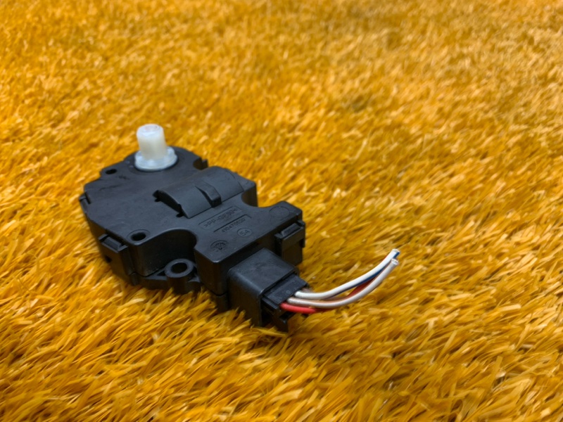 привод заслонки отопителя, 200 рублей, Красноярск