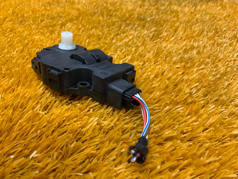 привод заслонки отопителя, 200 рублей, Красноярск