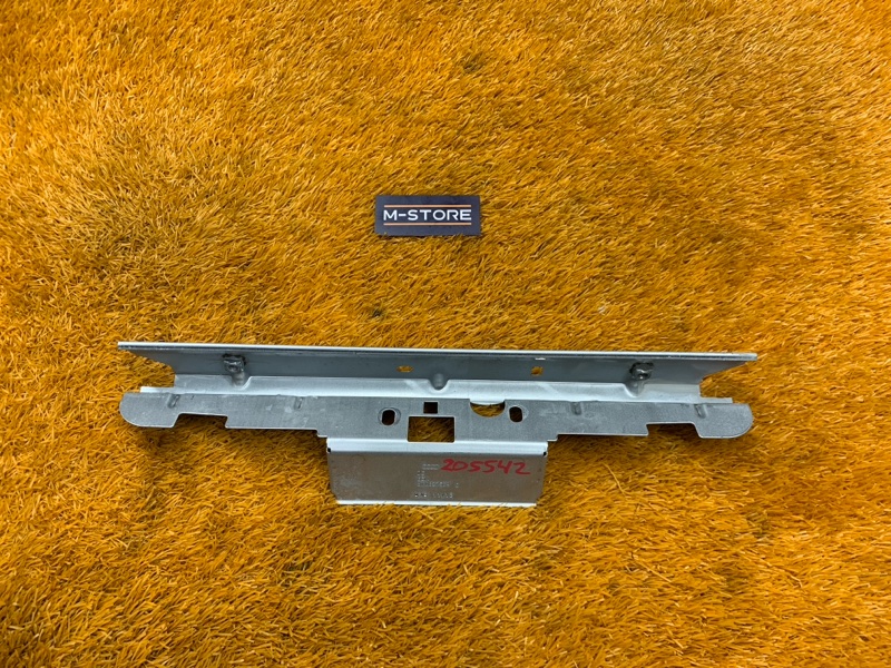 Кронштейн ручки открывания багажника, 300 рублей, Красноярск