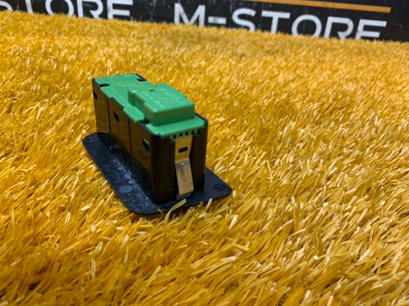 Кнопка центрального замка, 700 рублей, Красноярск