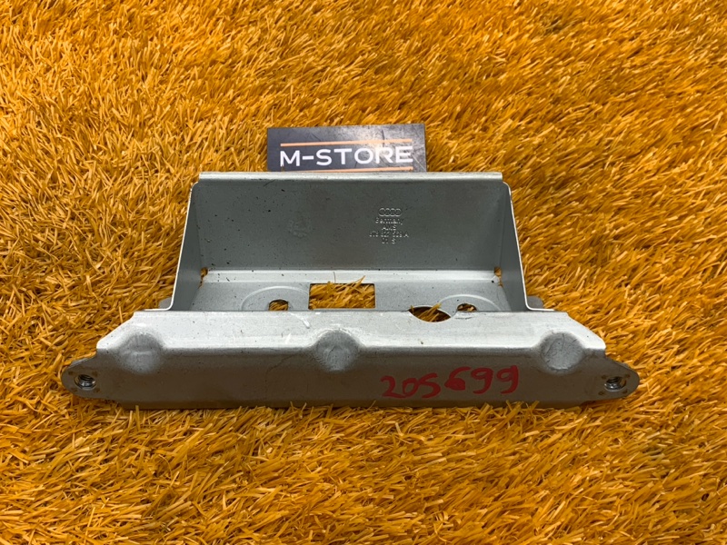 Кронштейн ручки открывания багажника, 340 рублей, Красноярск