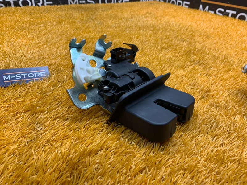 замок багажника, 1200 рублей, Красноярск