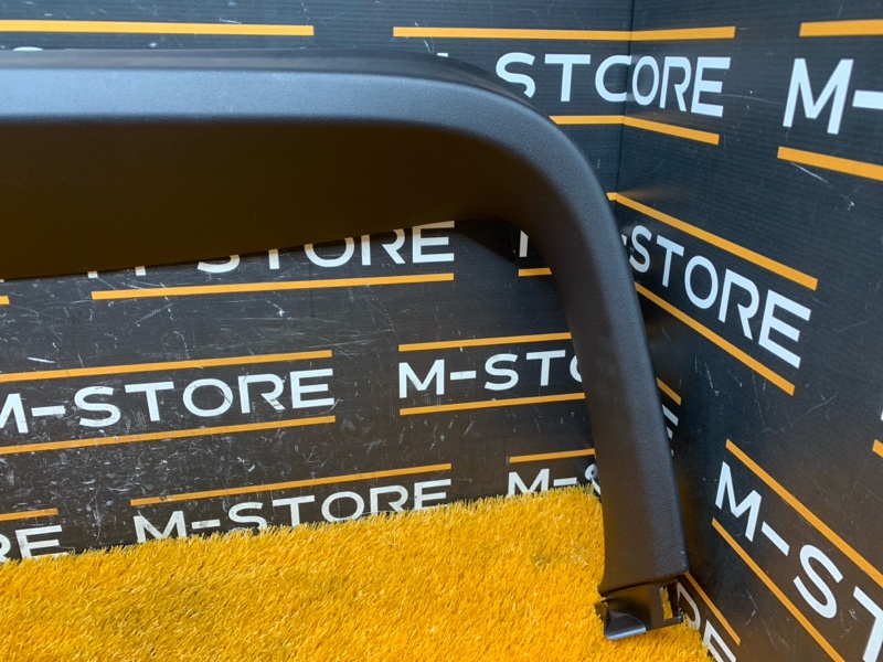 обшивка двери багажника, 1920 рублей, Красноярск