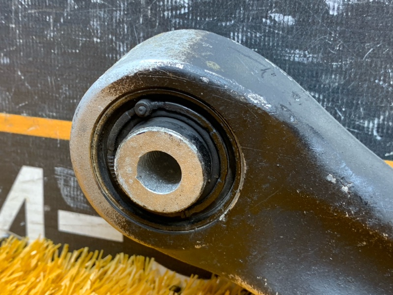 Рычаг подвески верхний, 400 рублей, Красноярск