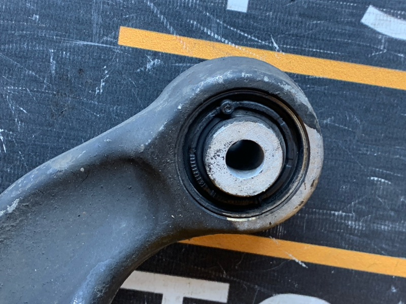 Рычаг подвески верхний, 400 рублей, Красноярск