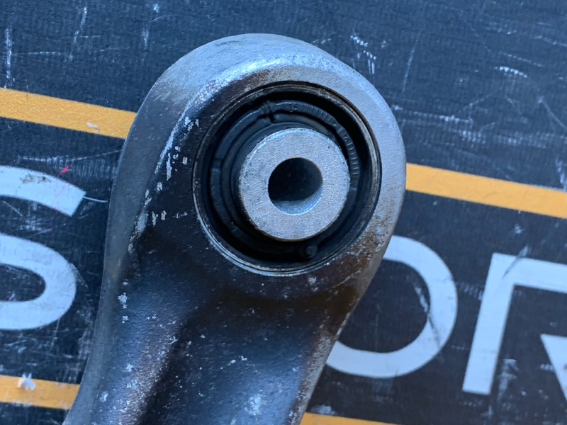 Рычаг подвески верхний, 400 рублей, Красноярск