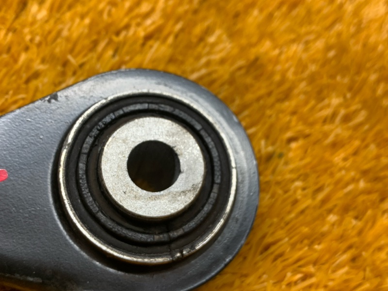 Рычаг подвески верхний, 300 рублей, Красноярск