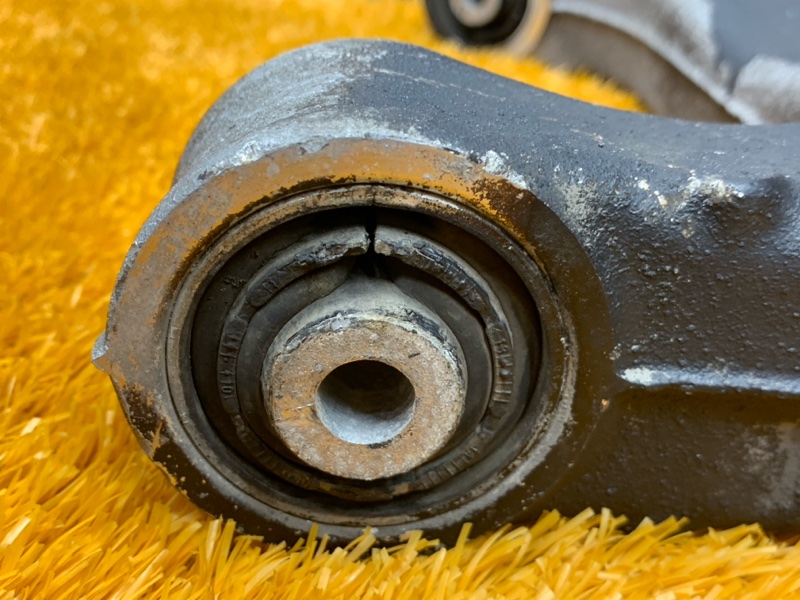 Рычаг подвески нижний, 500 рублей, Красноярск