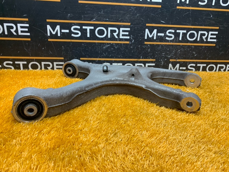 Рычаг подвески нижний, 500 рублей, Красноярск