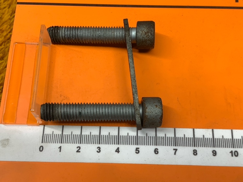 Болт привода, 500 рублей, Красноярск