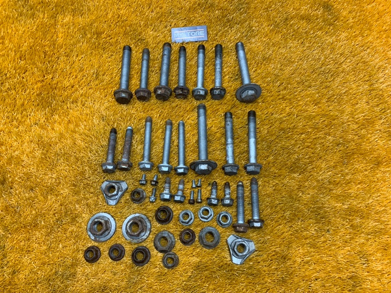 Болты и гайки задней подвески, 630 рублей, Красноярск