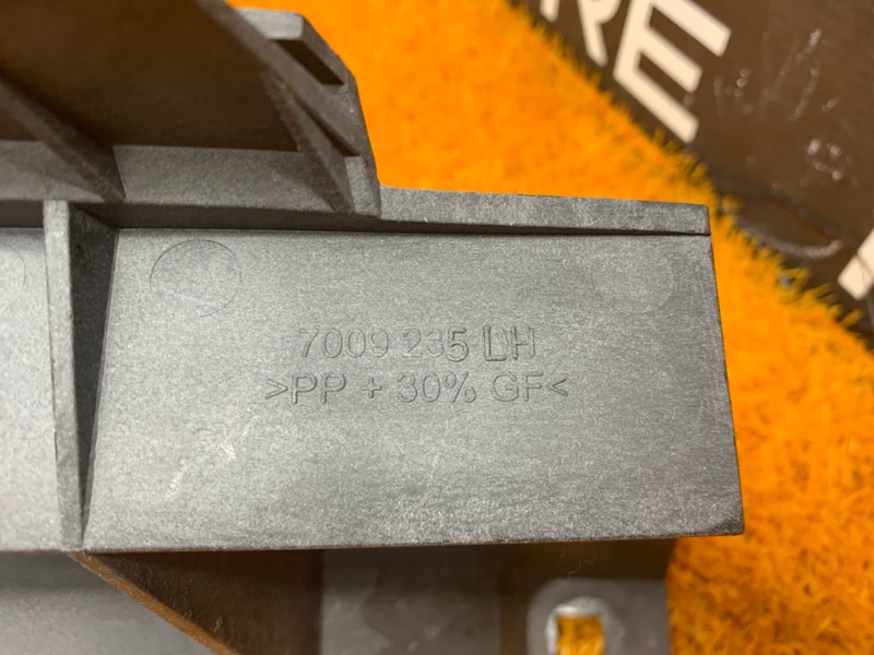 кронштейн фары, 750 рублей, Красноярск